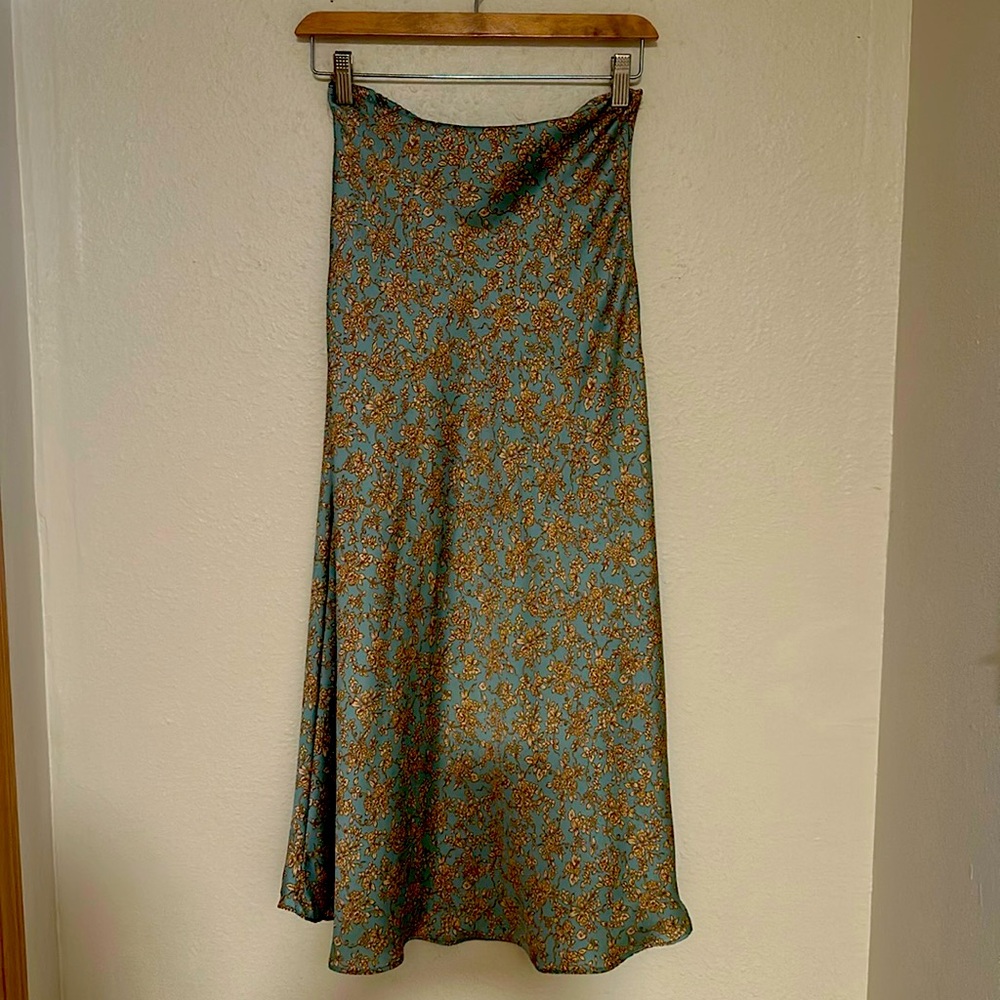 Floral satin skirt